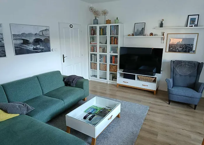 V Záhrade * Pozsony